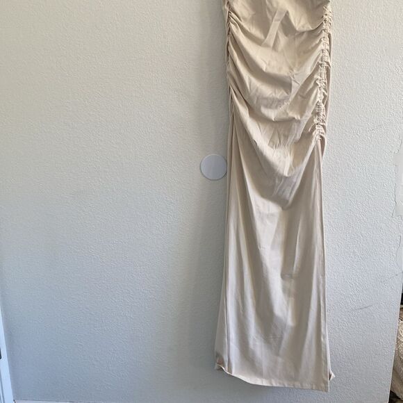 Susana Monaco Blanched Almond Ruched Gathered Long Maxi Dress - Picture 3 of 10